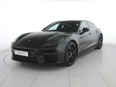 Usata Porsche Panamera 4 E-Hybrid 470 CV (345 kW) 2024 Grigio vulcano metallizzato Utilitaria