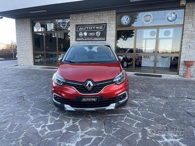 Usata Renault Captur 120 CV (88 kW) 2017 Rosso SUV