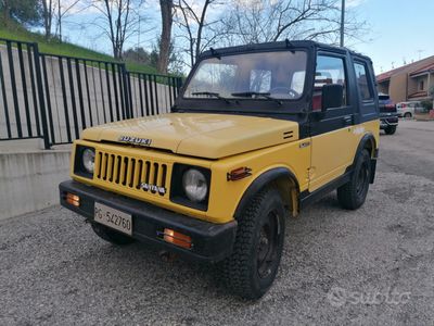 Suzuki Samurai