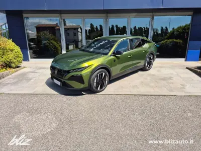 Neu Peugeot 408 GT 145 PS (106 kW) 2026 Grün SUV