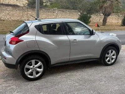 Usata Nissan Juke 110 CV (80 kW) 2010 Grigio SUV