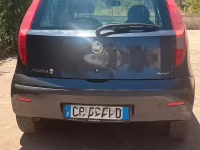 Usata Fiat Punto 69 CV (50 kW) 2003 Grigio Utilitaria