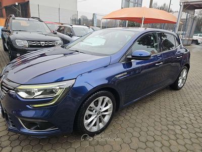 Blu/azzurro Usata 2018 Renault Mégane IV Intens Berlina | 9400 € (Buon prezzo)