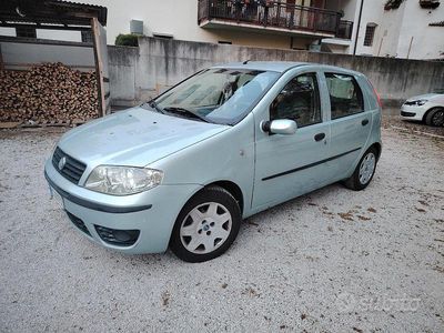 Usata Fiat Punto 2004 Utilitaria