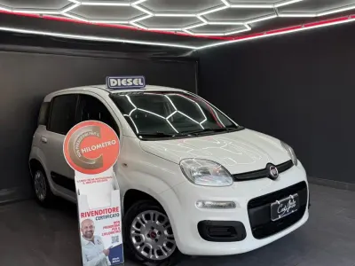 Usata Fiat Panda Lounge 95 CV (69 kW) 2017 Bianco Utilitaria
