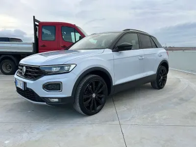 Usata VW T-Roc Advance 116 CV (85 kW) 2020 Bianco SUV
