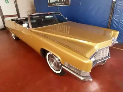 Usata Cadillac Deville 375 CV (275 kW) 1969 Oro Berlina