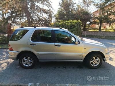 Usata Mercedes ML230 1999 Grigio SUV