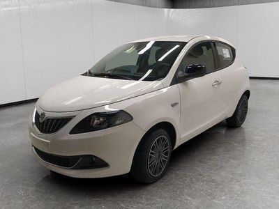 Usata Lancia Ypsilon Gold 70 CV (51 kW) 2023 Bianco Utilitaria