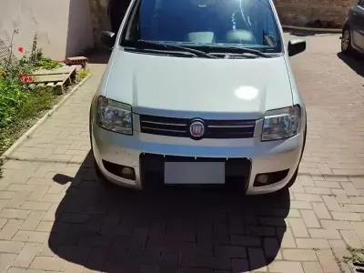 Usata Fiat Panda Climbing 60 CV (44 kW) 2008 Grigio Utilitaria
