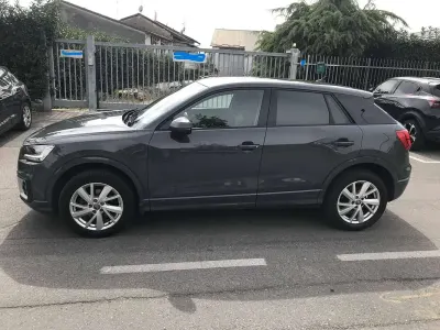 Usata Audi Q2 Admired 150 CV (110 kW) 2020 Grigio SUV