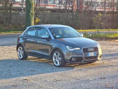 Usata Audi A1 90 CV (66 kW) 2014 Grigio Utilitaria