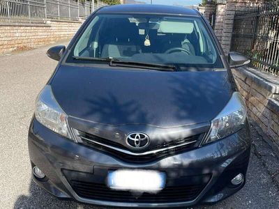 usata Toyota Yaris 1.4 D - 4D 5p - ACTIVE