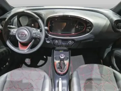 Usata Toyota Aygo X Active 72 CV (52 kW) 2022 Bianco SUV