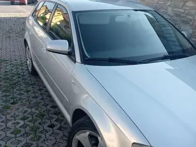 Usata Audi A3 Sportback Ambition 105 CV (77 kW) 2008 Argento Utilitaria