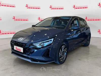 Usata Hyundai i20 84 CV (61 kW) 2024 Gray Utilitaria