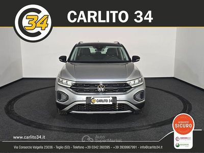 Usata VW T-Roc Life 150 CV (110 kW) 2022 Argento SUV