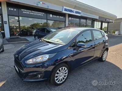 Usata Ford Fiesta Business Edition 95 CV (69 kW) 2017 Bluazzurro Utilitaria