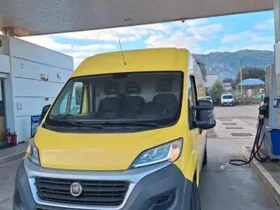 Usata Fiat Ducato 33 130 CV (95 kW) 2018 Giallo Furgone
