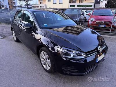 Usata VW Golf VII Highline 105 CV (77 kW) 2014 Nero Berlina
