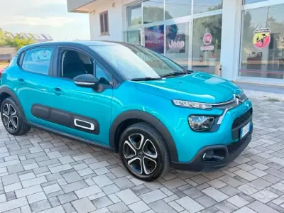 Usata Citroën C3 Shine 102 CV (75 kW) 2022 Bluazzurro Utilitaria