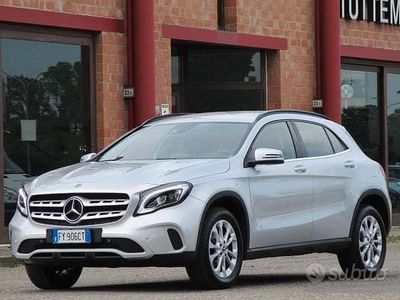 Usata Mercedes GLA200 136 CV (100 kW) 2019 Grigio SUV