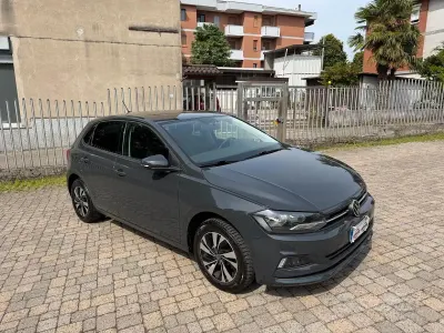 Usata VW Polo Comfortline 80 CV (58 kW) 2021 Grigio Utilitaria