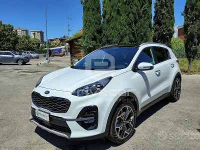Usata Kia Sportage GT 136 CV (100 kW) 2022 Bianco SUV