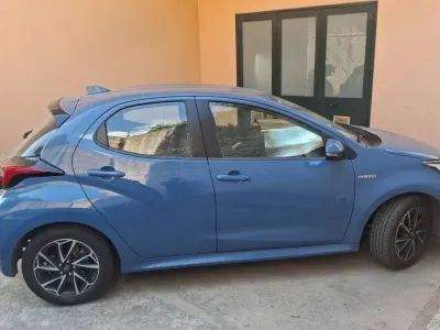 Usata Toyota Yaris Hybrid