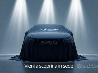 Usata Renault Clio V 140 CV (102 kW) 2022 Grigio Berlina