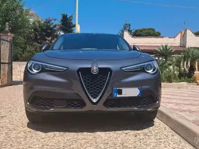 Usata Alfa Romeo Stelvio Executive 210 CV (154 kW) 2019 Grigio SUV