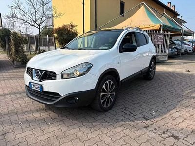 Usata Nissan Qashqai Tekna 131 CV (96 kW) 2012 Bianco SUV
