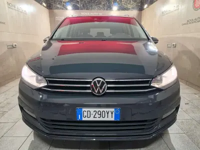 Usata VW Touran Executive 150 CV (110 kW) 2021 Grigio Monovolume