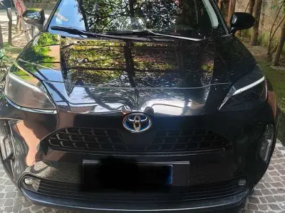 Usata Toyota Yaris Cross Active 92 CV (67 kW) 2021 Nero SUV