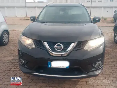 Usata Nissan X-Trail Tekna 131 CV (96 kW) 2016 Grigio SUV