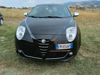 Usata Alfa Romeo MiTo 95 CV (69 kW) 2012 Nero Utilitaria