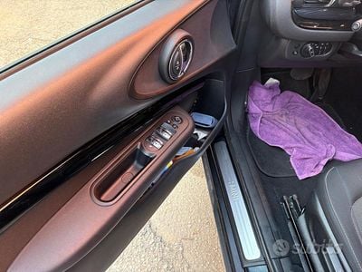 Usata Mini One Clubman 136 CV (100 kW) 2021 Blu Station wagon