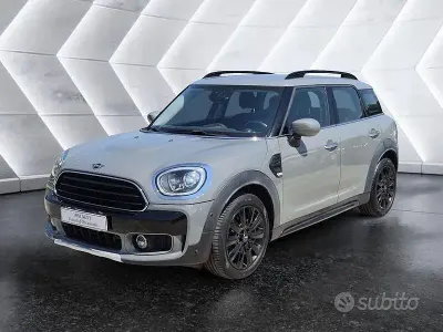 Usata Mini One D Countryman Hype 116 CV (85 kW) 2019 Grigio SUV