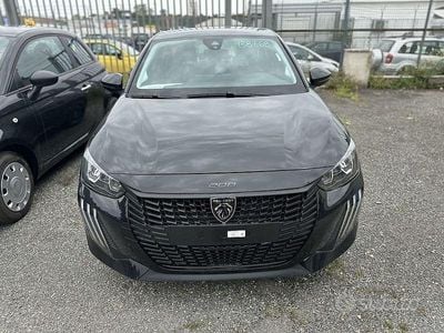 Usata Peugeot 208 Allure 101 CV (74 kW) 2023 Nero Utilitaria
