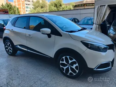 Occasion Renault Captur 90 ch (66 kW) 2014 Beige SUV