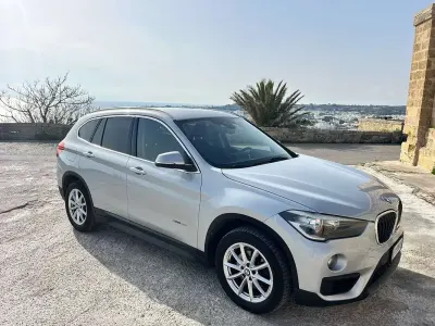 Usata BMW X1 150 CV (110 kW) 2017 Argento SUV