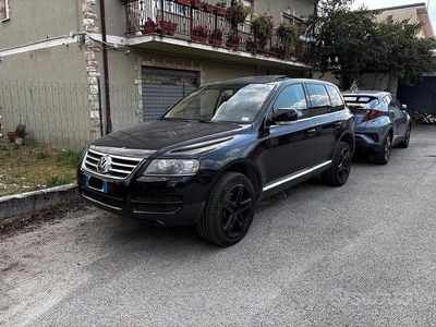Usata VW Touareg 240 CV (176 kW) 2005 Nero SUV