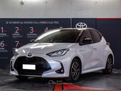 Usata Toyota Yaris Style 116 CV (85 kW) 2021 Bianco Utilitaria