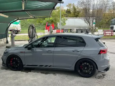 Usata VW Golf VIII GTI 245 CV (180 kW) 2021 Grigio Berlina