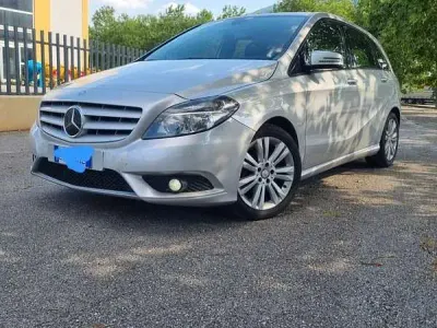 Usata Mercedes B180 Executive 109 CV (80 kW) 2013 Utilitaria