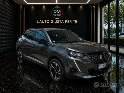 Usata Peugeot 2008 Allure 130 CV (95 kW) 2023 Grigio SUV