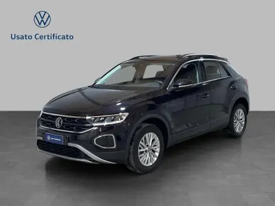 Usata VW T-Roc Life 150 CV (110 kW) 2024 Deep black perlato SUV