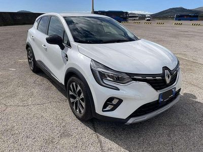 Usata Renault Captur Techno 94 CV (69 kW) 2023 Bianco SUV