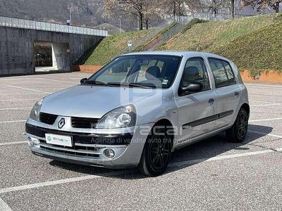 Usata Renault Clio II Authentique 58 CV (42 kW) 2005 Grigio Utilitaria