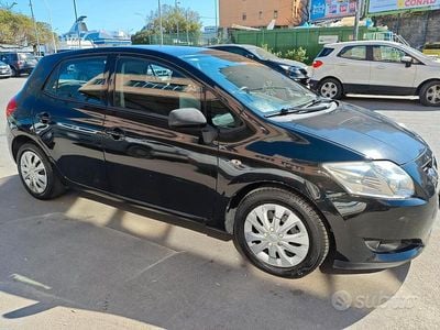 Usata Toyota Auris Sol 90 CV (66 kW) 2007 Nero Utilitaria